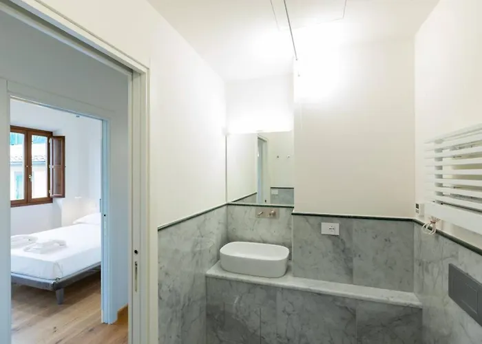 Ponte Vecchio Luxury Flat *