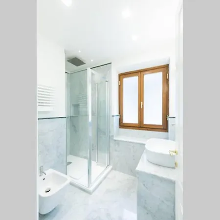 Ponte Vecchio Luxury Flat Floransa
